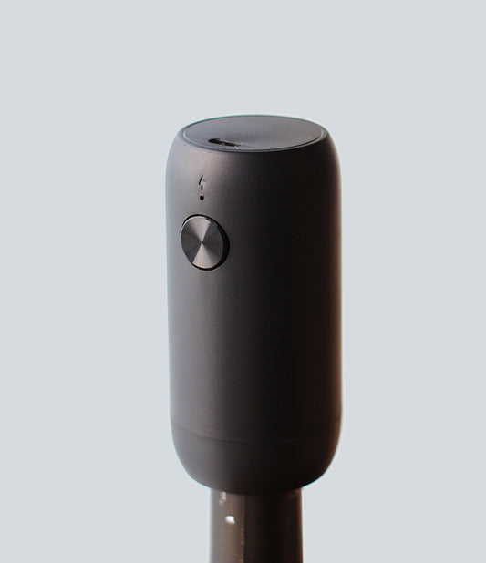 PTZER 可充電款電動紅酒真空塞，黑色（Rechargeable Vacuum Stopper）
